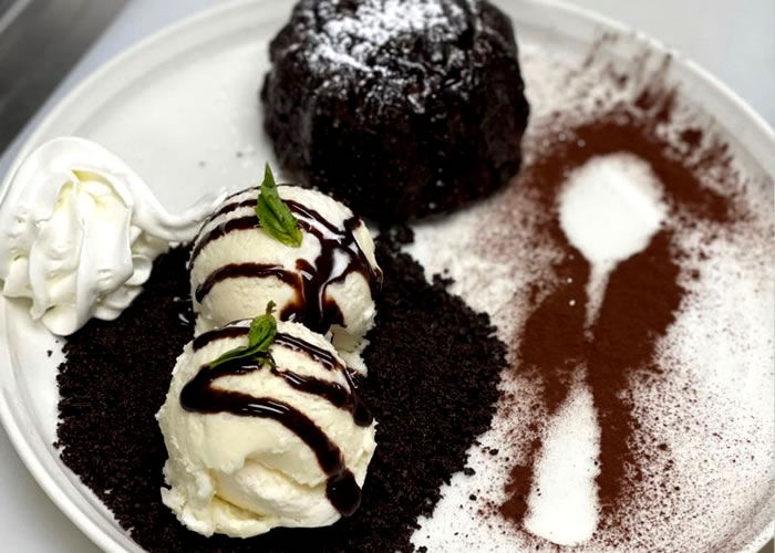 Sandtrap Bar and Grille - Delicious Chocolate Lava Cake with Cocoa powder dusting